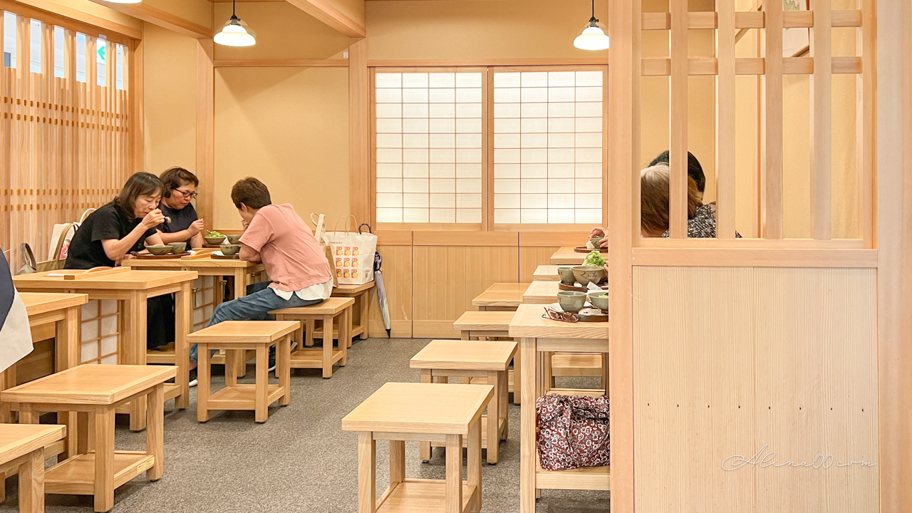 【名古屋甜點】赤福茶屋｜伊勢名物伴手禮 紅豆麻糬配抹茶冰 @Alina 愛琳娜
