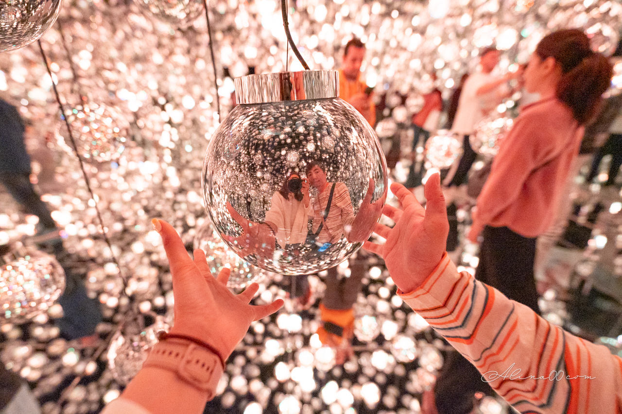 teamLab Borderless 無界|東京麻布台之丘數位藝術美術館 @Alina 愛琳娜 teamLab Borderless 無界|東京麻布台之丘數位藝術美術館 @Alina 愛琳娜