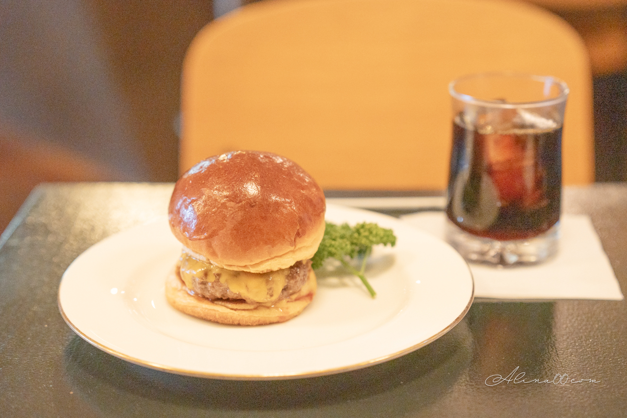 Shachill シヤチル 名古屋喫茶店|迷你小漢堡可愛又好吃 @Alina 愛琳娜 Shachill シヤチル 名古屋喫茶店|迷你小漢堡可愛又好吃 @Alina 愛琳娜