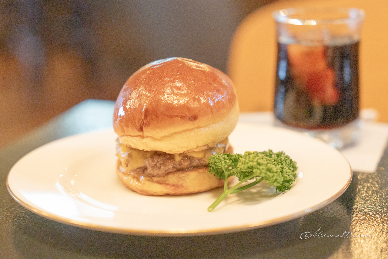 Shachill シヤチル 名古屋喫茶店|迷你小漢堡可愛又好吃 @Alina 愛琳娜 Shachill シヤチル 名古屋喫茶店|迷你小漢堡可愛又好吃 @Alina 愛琳娜