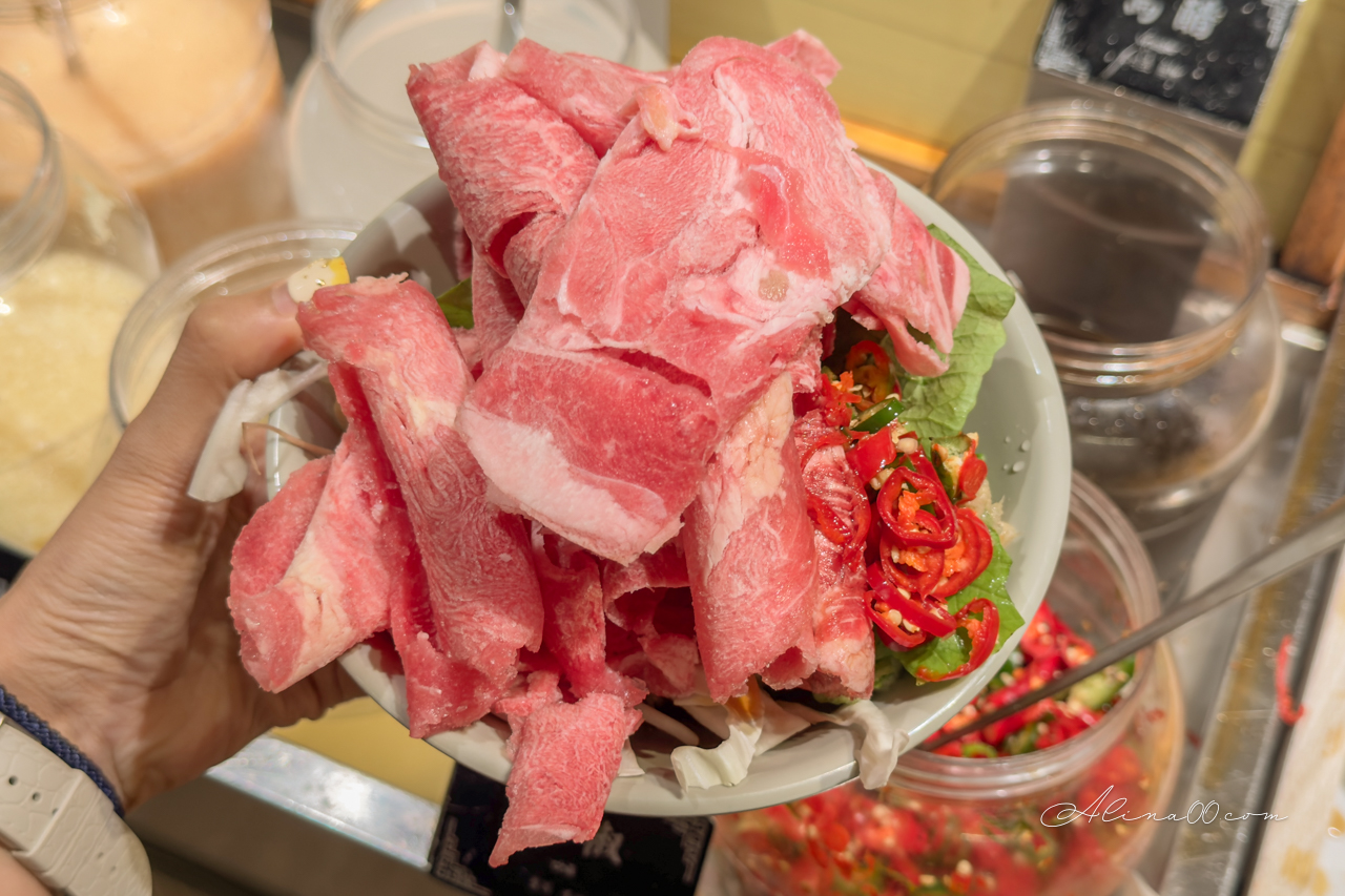 大戈壁蒙古烤肉｜台北行天宮吃到飽500元有找，還附火鍋自助吧 @Alina 愛琳娜