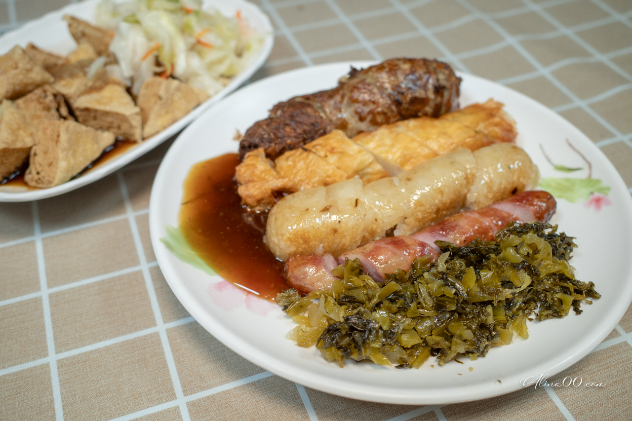 【花蓮美食】游媽媽龍鳳腿|大腸包小腸配臭豆腐有夠台 @Alina 愛琳娜 【花蓮美食】游媽媽龍鳳腿|大腸包小腸配臭豆腐有夠台 @Alina 愛琳娜