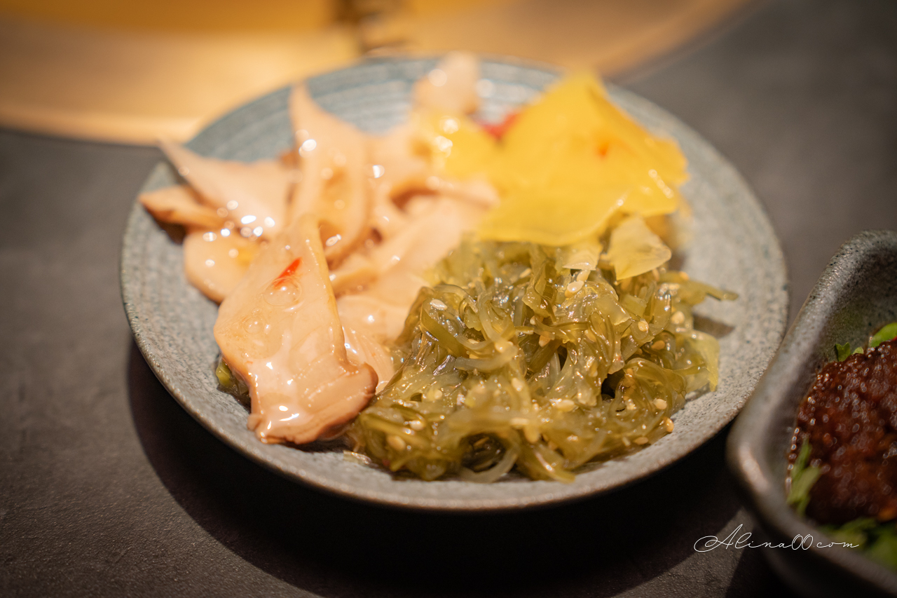 湊湊火鍋 台北大巨蛋店｜川味成都麻辣鍋,豬肚雞鍋好喝 @Alina 愛琳娜