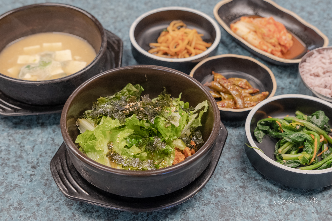 【首爾美食】新沙防彈姨母食堂｜BTS石鍋拌飯套餐,阿米追星必吃 @Alina 愛琳娜