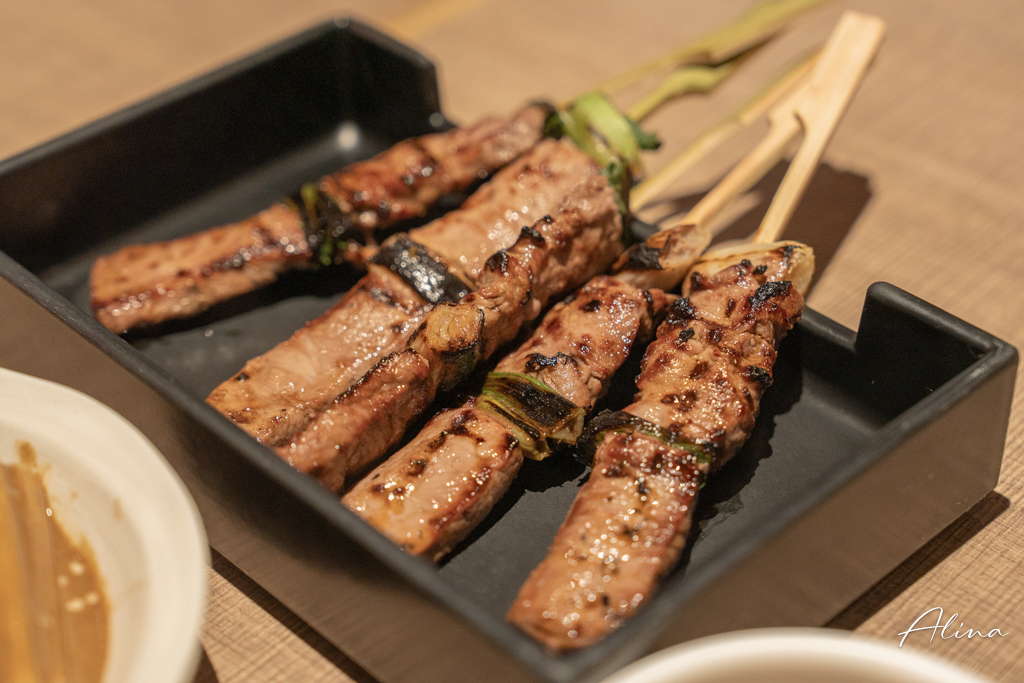 秋吉串燒｜台北日式居酒屋，烤雞串肉串、羊排都好吃 @Alina 愛琳娜