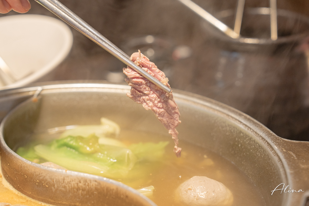 行天宮赤哥汕頭火鍋|台北溫體牛肉火鍋,台味沙茶扁魚湯 @Alina 愛琳娜 行天宮赤哥汕頭火鍋|台北溫體牛肉火鍋,台味沙茶扁魚湯 @Alina 愛琳娜