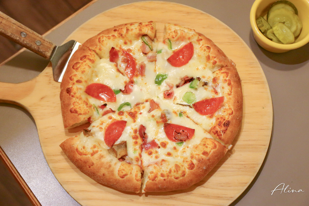 李在模披薩｜釜山起司Pizza 排隊名店，連在地人都愛吃 @Alina 愛琳娜