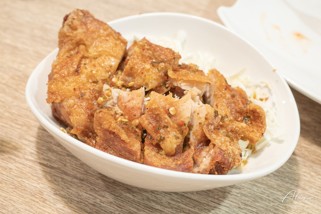 羅丹薩咖啡內湖店｜中式台菜、早午餐甜點一次滿足 @Alina 愛琳娜