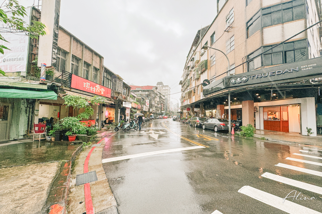 南港聚豐德燒臘專賣店|平日限定,名爐鴨腿飯便當每晚限量6隻 @Alina 愛琳娜 南港聚豐德燒臘專賣店|平日限定,名爐鴨腿飯便當每晚限量6隻 @Alina 愛琳娜
