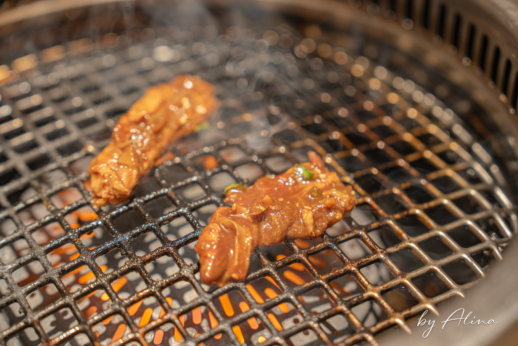 京都燒肉弘｜和牛燒肉餐廳連鎖店，限定牛肉拼盤超值美味必吃 @Alina 愛琳娜