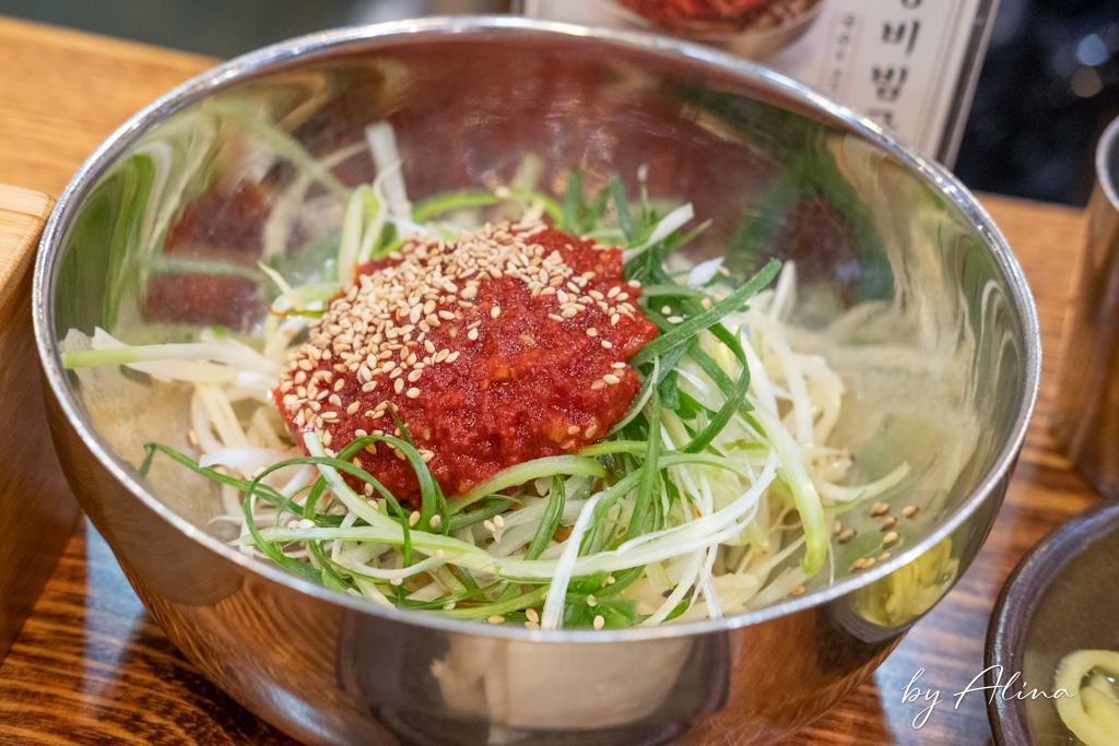 釜山味贊王鹽烤肉｜西面必吃鹽烤豬五花肉，有桌邊烤肉服務 @Alina 愛琳娜