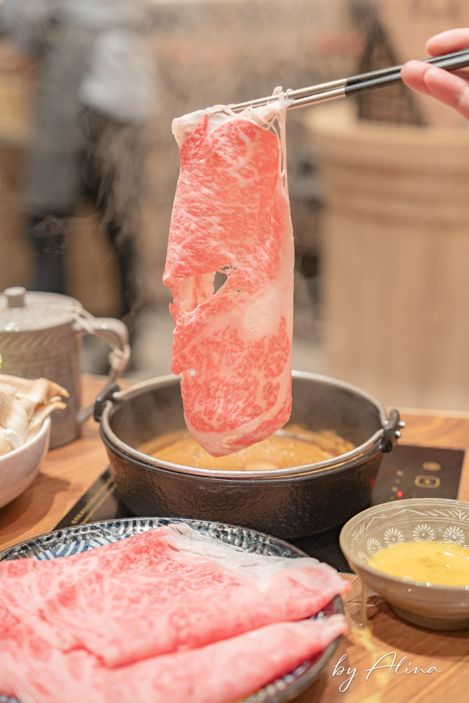 黑毛屋涮涮鍋、壽喜燒｜和牛火鍋輕巧自由選，冬季限定柚子鍋 @Alina 愛琳娜