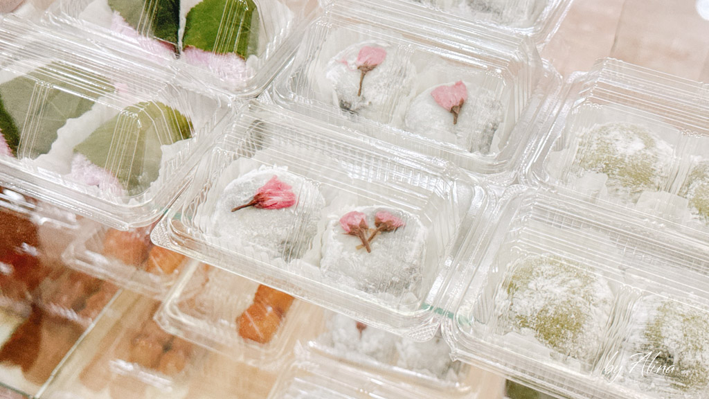 三明堂草莓大福｜天母超人氣和菓子！草莓大顆又新鮮多汁 @Alina 愛琳娜