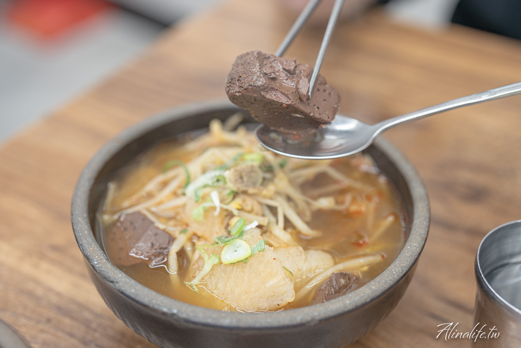 釜山海雲台元祖奶奶湯飯|24小時營業的好吃牛肉湯飯 @Alina 愛琳娜 釜山海雲台元祖奶奶湯飯|24小時營業的好吃牛肉湯飯 @Alina 愛琳娜