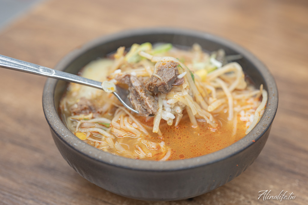 釜山海雲台元祖奶奶湯飯|24小時營業的好吃牛肉湯飯 @Alina 愛琳娜 釜山海雲台元祖奶奶湯飯|24小時營業的好吃牛肉湯飯 @Alina 愛琳娜