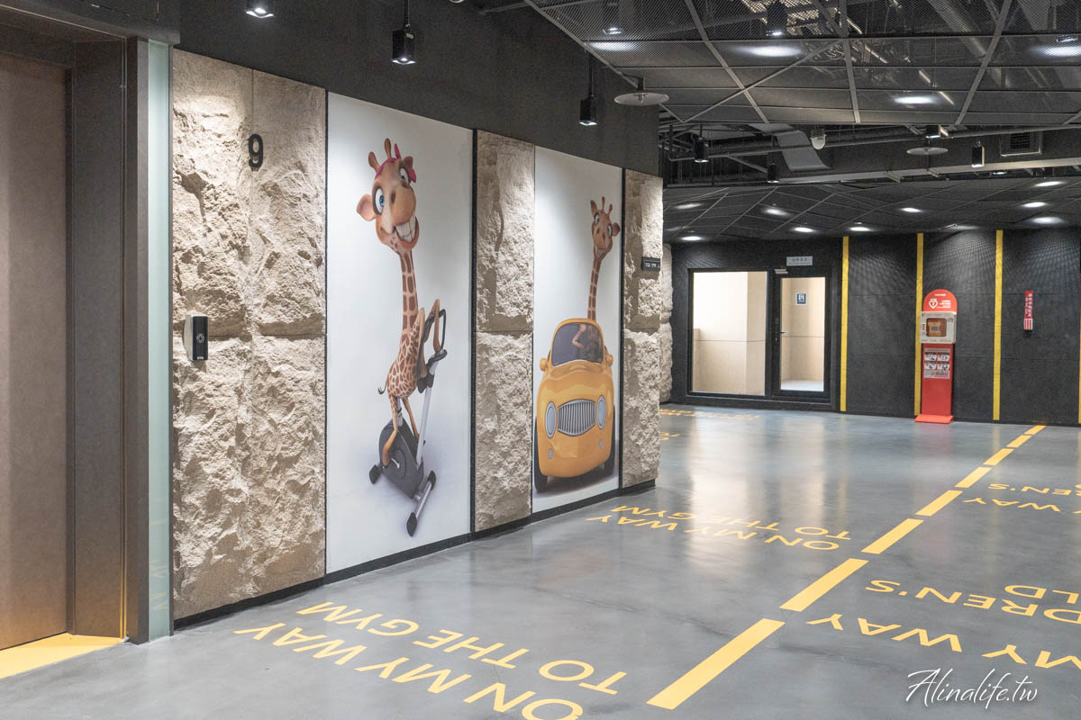 台中鳳凰酒店｜台中車站親子住宿首選，早餐豐盛、有星巴克喝到飽 @Alina 愛琳娜