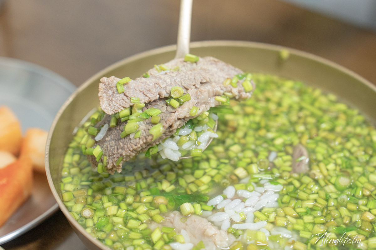 陵洞水芹菜｜聖水洞生拌牛肉飯、水芹牛骨湯，好吃有特色 @Alina 愛琳娜