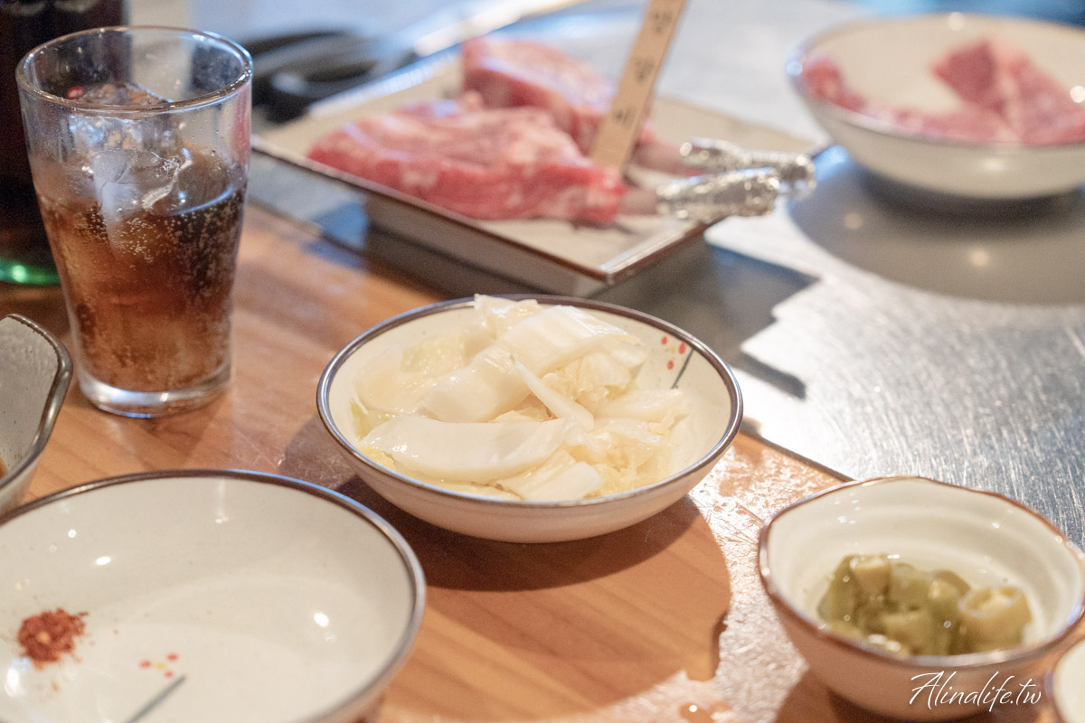 弘大一流炭烤羊排店｜首爾米其林指南與韓國藍絲帶評價，美味好吃 @Alina 愛琳娜