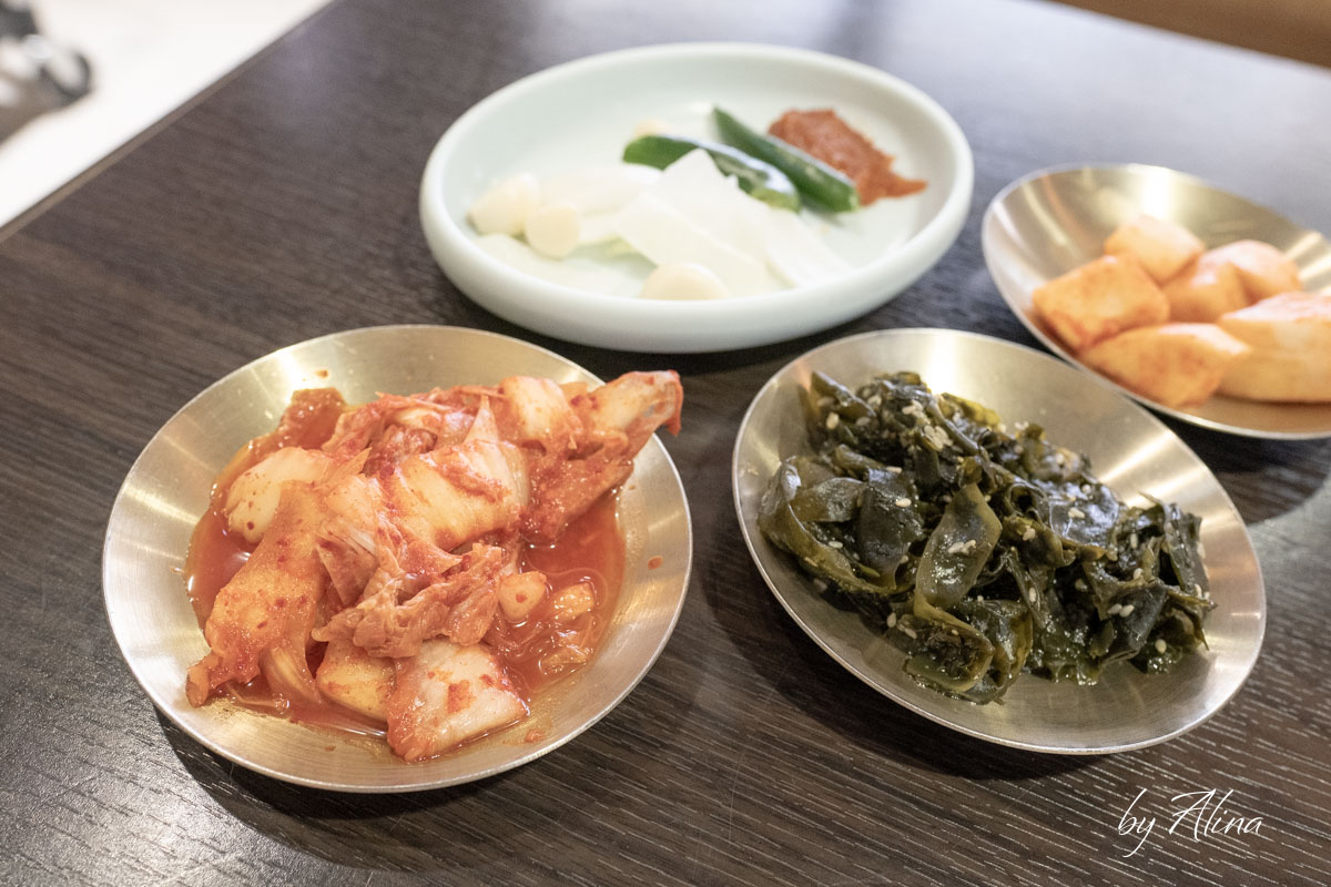 台中延南家韓式豬肉湯飯雪濃湯飯｜菜包肉、血腸湯飯也很受歡迎 @Alina 愛琳娜