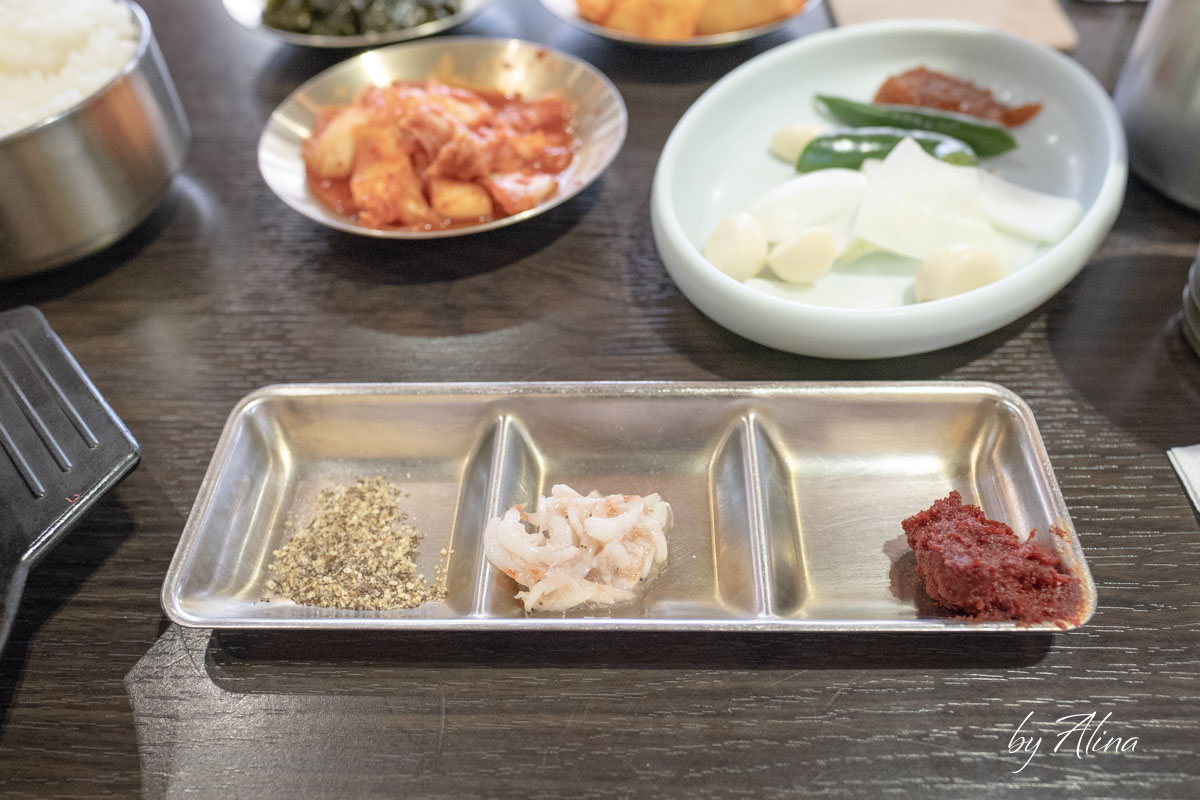 台中延南家韓式豬肉湯飯雪濃湯飯｜菜包肉、血腸湯飯也很受歡迎 @Alina 愛琳娜