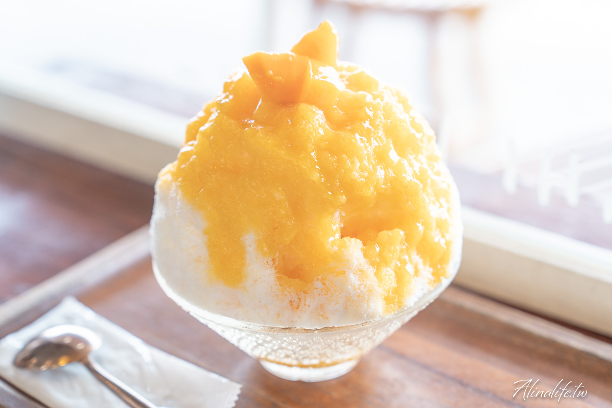 朝日夫婦｜淡水必吃日式刨冰店，細緻療癒的清涼口感 @Alina 愛琳娜