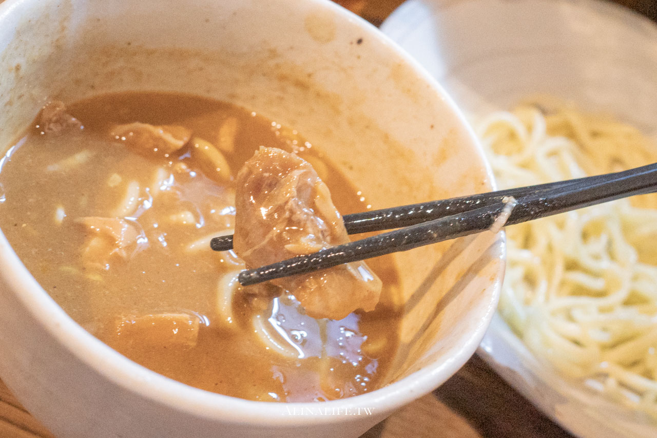 風雲兒沾麵|東京新宿人氣拉麵店,濃厚魚介雞白湯香濃好吃 @Alina 愛琳娜 風雲兒沾麵|東京新宿人氣拉麵店,濃厚魚介雞白湯香濃好吃 @Alina 愛琳娜