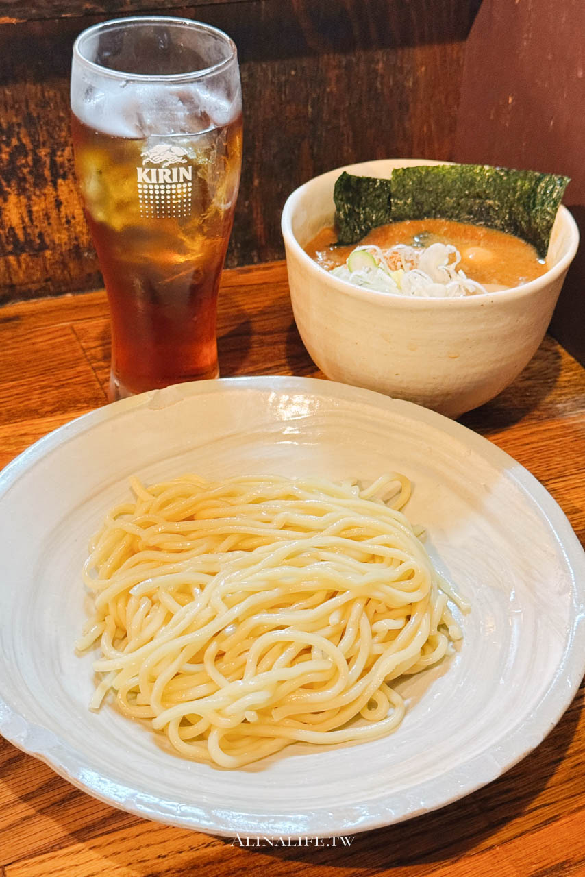 風雲兒沾麵｜東京新宿人氣拉麵店，濃厚魚介雞白湯香濃好吃 @Alina 愛琳娜