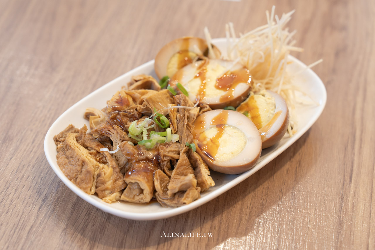 雙月食品社｜米其林必比登推薦的養生雞湯，連韓星都愛吃 @Alina 愛琳娜