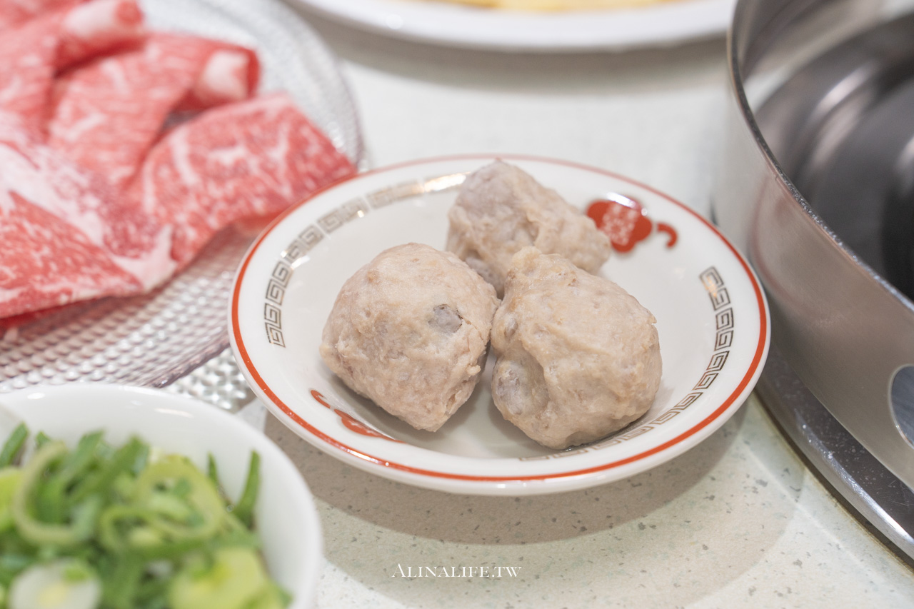 詹記麻辣鍋|台北麻辣火鍋經典必吃,果凍鴨血是招牌 @Alina 愛琳娜 詹記麻辣鍋|台北麻辣火鍋經典必吃,果凍鴨血是招牌 @Alina 愛琳娜