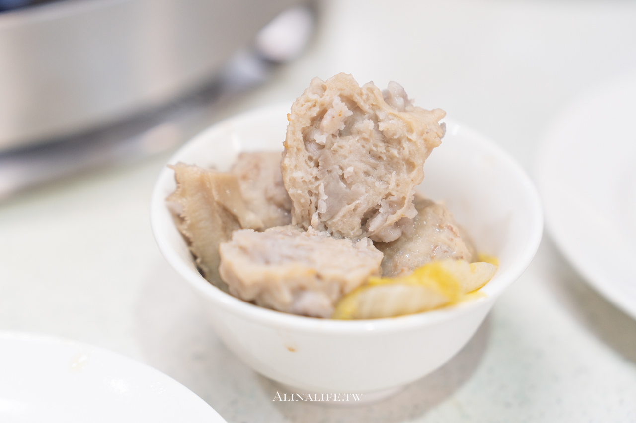 詹記麻辣鍋｜台北麻辣火鍋經典必吃，果凍鴨血是招牌 @Alina 愛琳娜