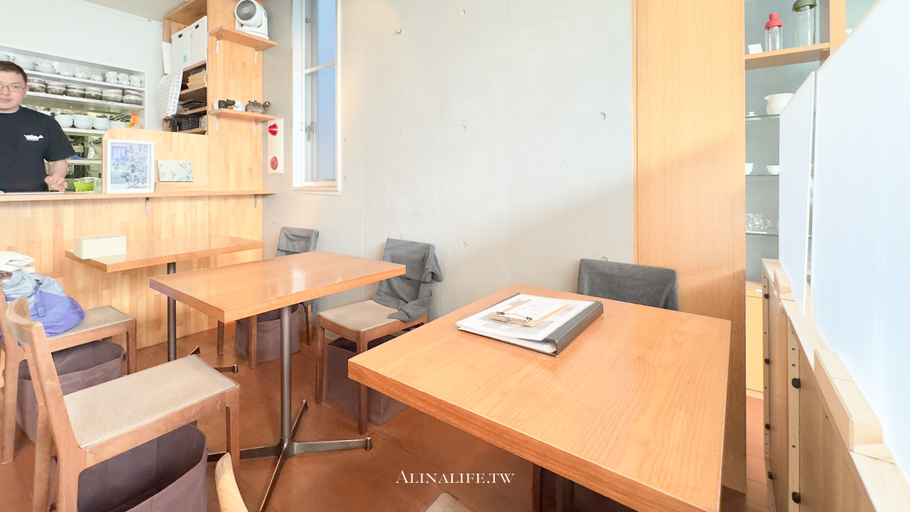 茶茶之間｜抹茶焙茶驚艷回甘，在東京表參道質感品茶 @Alina 愛琳娜