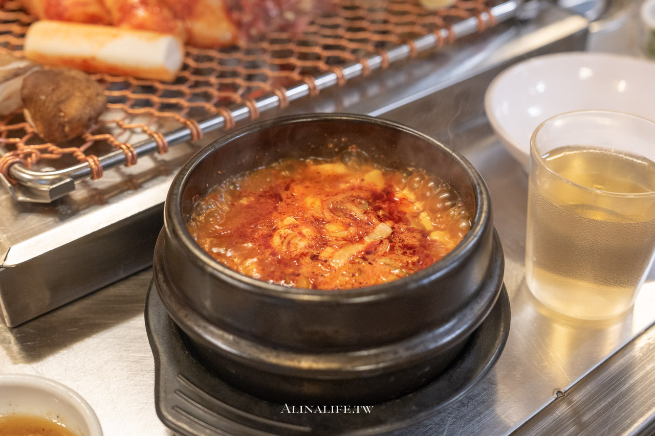 世光烤腸首爾孔德店|48小時熟成炭火大腸,復古溫馨的用餐空間 @Alina 愛琳娜 世光烤腸首爾孔德店|48小時熟成炭火大腸,復古溫馨的用餐空間 @Alina 愛琳娜