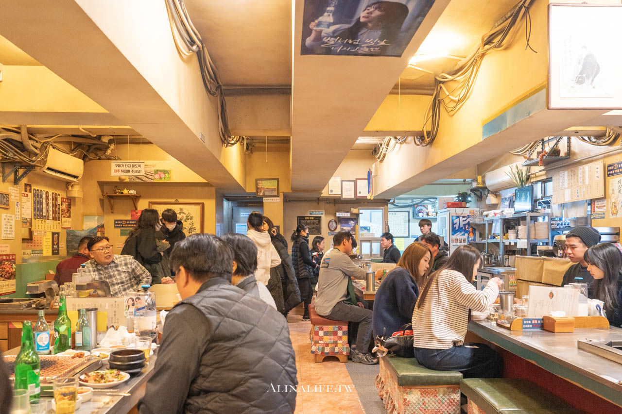 世光烤腸首爾孔德店|48小時熟成炭火大腸,復古溫馨的用餐空間 @Alina 愛琳娜 世光烤腸首爾孔德店|48小時熟成炭火大腸,復古溫馨的用餐空間 @Alina 愛琳娜