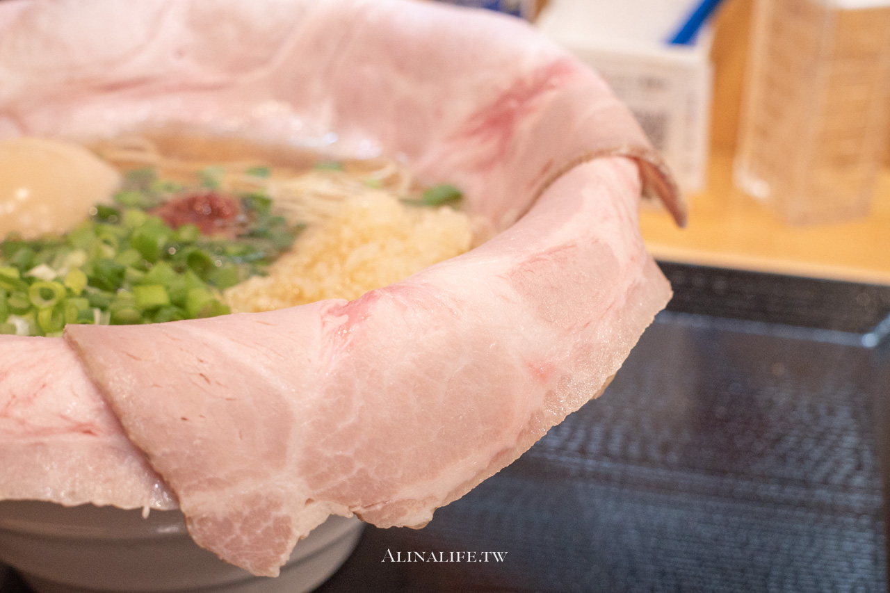 一絆拉麵 らぁ麺|博多豚骨香濃夠味菜量多,東京上野本店免排隊 @Alina 愛琳娜 一絆拉麵 らぁ麺|博多豚骨香濃夠味菜量多,東京上野本店免排隊 @Alina 愛琳娜