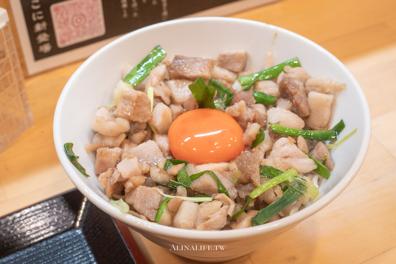 一絆拉麵 らぁ麺|博多豚骨香濃夠味菜量多,東京上野本店免排隊 @Alina 愛琳娜 一絆拉麵 らぁ麺|博多豚骨香濃夠味菜量多,東京上野本店免排隊 @Alina 愛琳娜