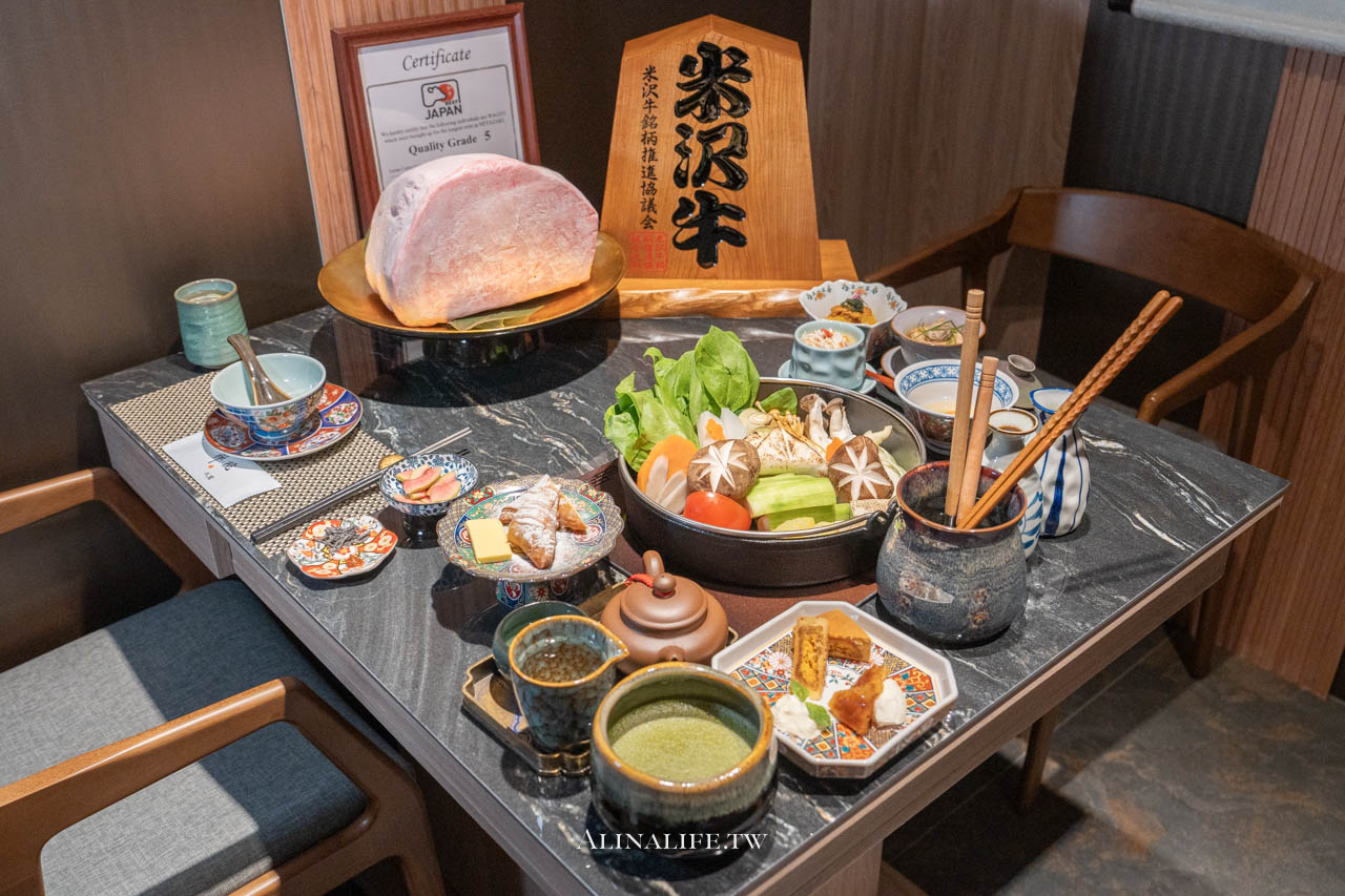 祇園.禪院壽喜燒專門店｜全包廂制服務，預約困難店，品嚐關西風京都美味，名人+網紅熱情推薦 壽喜燒天花板 @Alina 愛琳娜