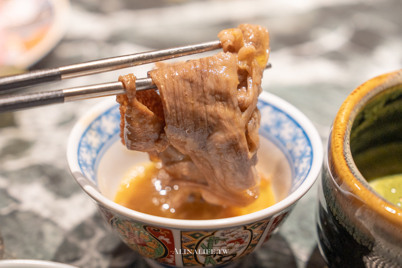 祇園.禪院壽喜燒專門店｜全包廂制服務，預約困難店，品嚐關西風京都美味，名人+網紅熱情推薦 壽喜燒天花板 @Alina 愛琳娜