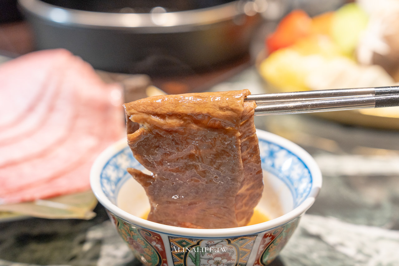 祇園.禪院壽喜燒專門店｜全包廂制服務，預約困難店，品嚐關西風京都美味，名人+網紅熱情推薦 壽喜燒天花板 @Alina 愛琳娜