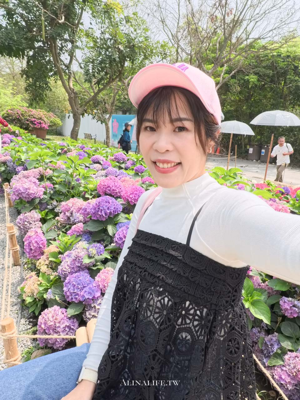 Insta360 GO Ultra｜超美型白色機身，輕巧可愛的旅遊美食Vlog隨身機 @Alina 愛琳娜