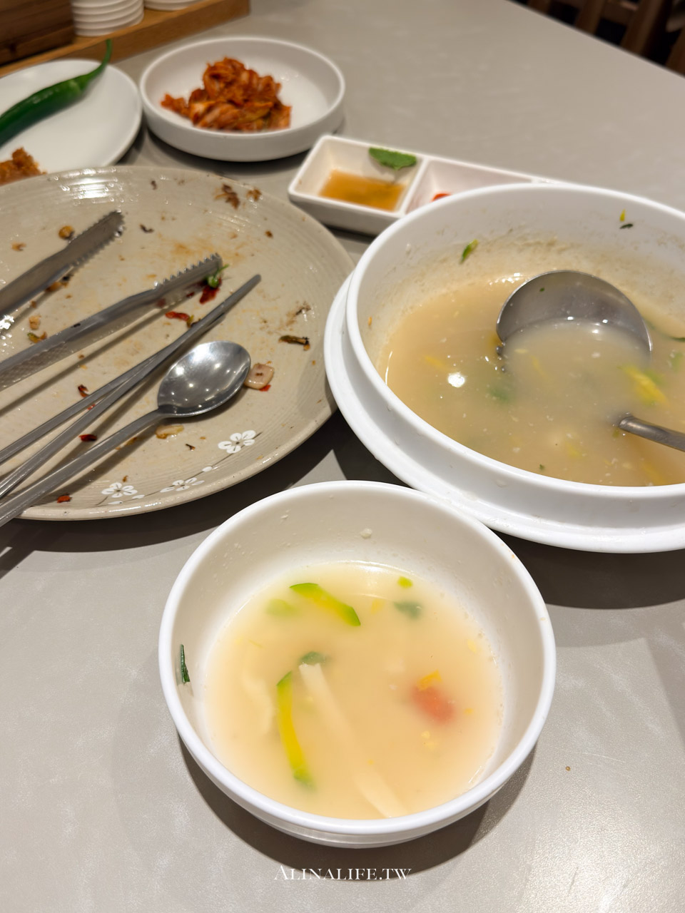 聖水洞蛤蜊刀削麵|鮮甜好吃,連海鮮煎餅都料多美味 @Alina 愛琳娜 聖水洞蛤蜊刀削麵|鮮甜好吃,連海鮮煎餅都料多美味 @Alina 愛琳娜