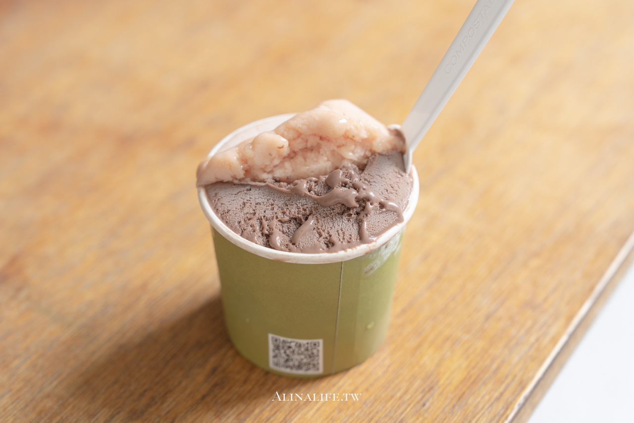 KaKaZan Ice Club｜永康街Gelato義式冰淇淋，還有大人味阿芙佳朵 @Alina 愛琳娜