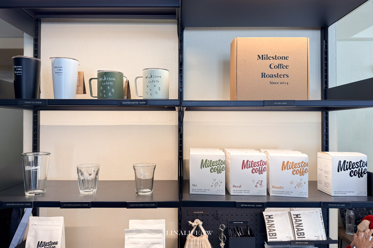 Milestone Coffee｜首爾必喝維也納咖啡，蘋果派拜託一定要吃 @Alina 愛琳娜