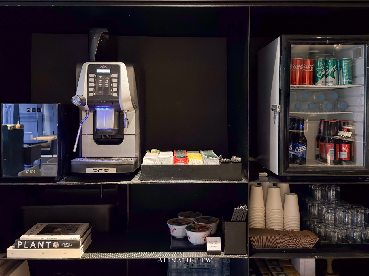 瑞草新羅舒泰酒店｜標準雙床房適合閨蜜同住，隔音好、還有自動換錢機 @Alina 愛琳娜