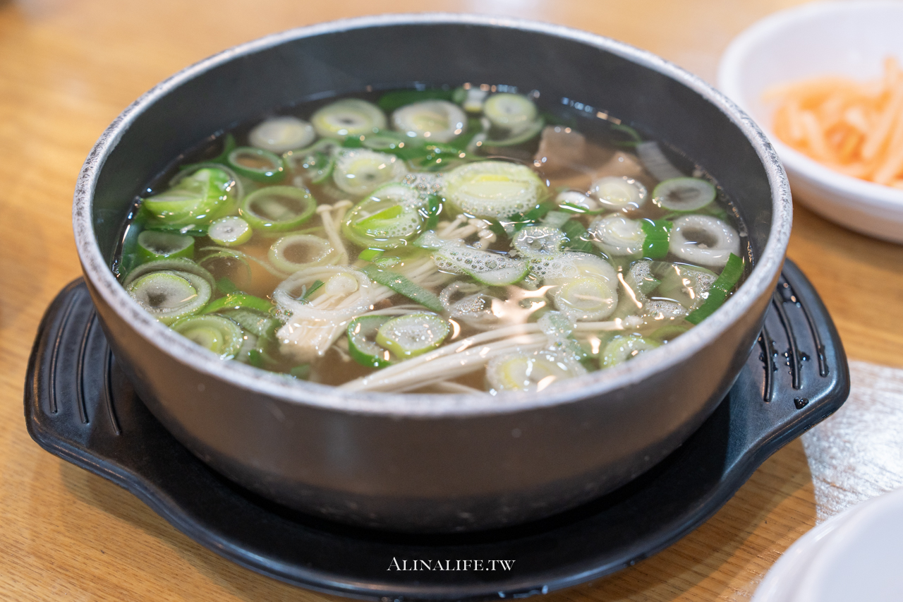 江南麵屋｜燉牛排骨香濃夠味，聖水洞上班族都愛吃的排隊美食 @Alina 愛琳娜