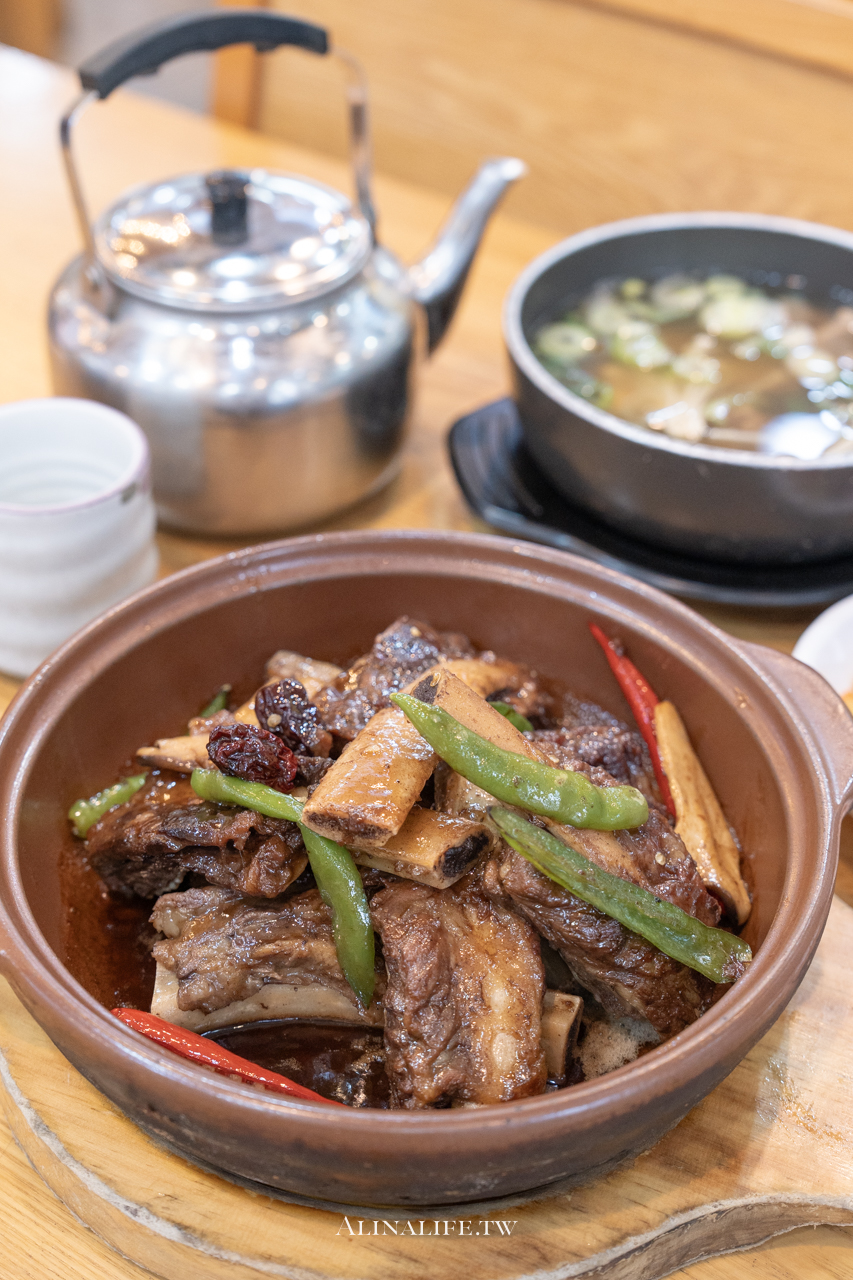 江南麵屋｜燉牛排骨香濃夠味，聖水洞上班族都愛吃的排隊美食 @Alina 愛琳娜