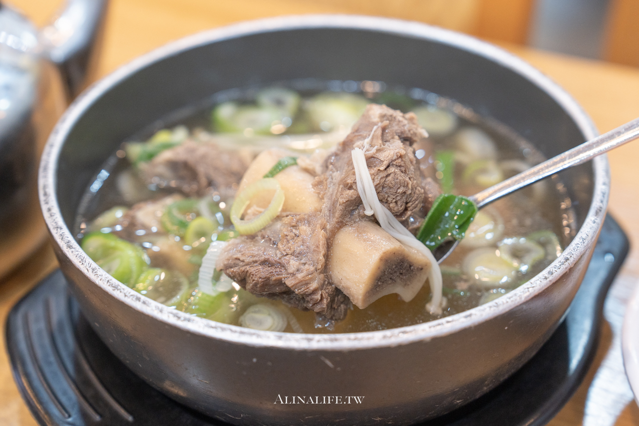 江南麵屋｜燉牛排骨香濃夠味，聖水洞上班族都愛吃的排隊美食 @Alina 愛琳娜