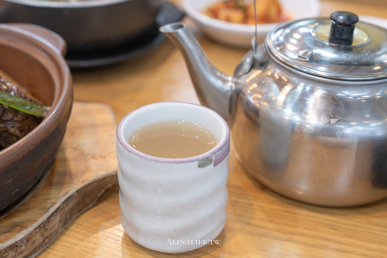 江南麵屋｜燉牛排骨香濃夠味，聖水洞上班族都愛吃的排隊美食 @Alina 愛琳娜