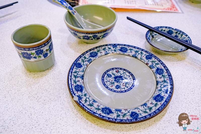 【澳門美食】贏到粥-招牌必吃：卜卜蜆.手撕雞,港台明星都愛 @Alina 愛琳娜