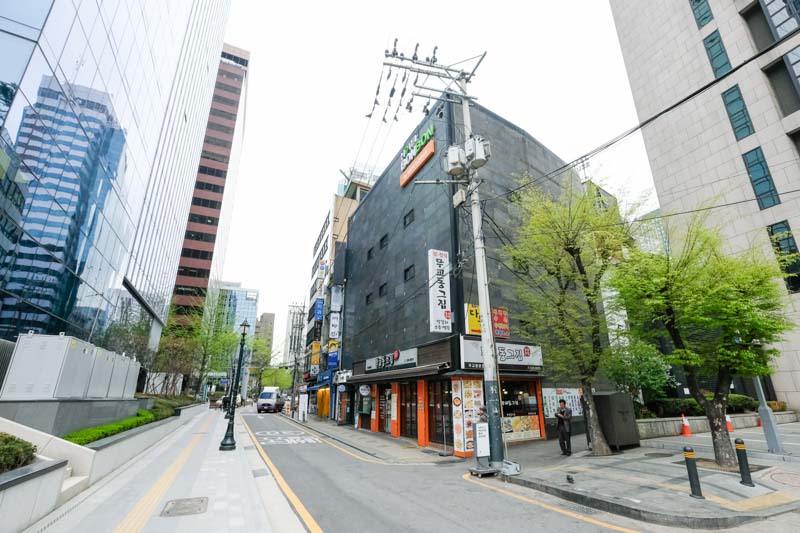 【首爾民宿】明洞 HOTEL BONBON 棒棒飯店-明洞住宿平價選擇 鄰近地鐵站 @Alina 愛琳娜 【首爾民宿】明洞 HOTEL BONBON 棒棒飯店-明洞住宿平價選擇 鄰近地鐵站 @Alina 愛琳娜
