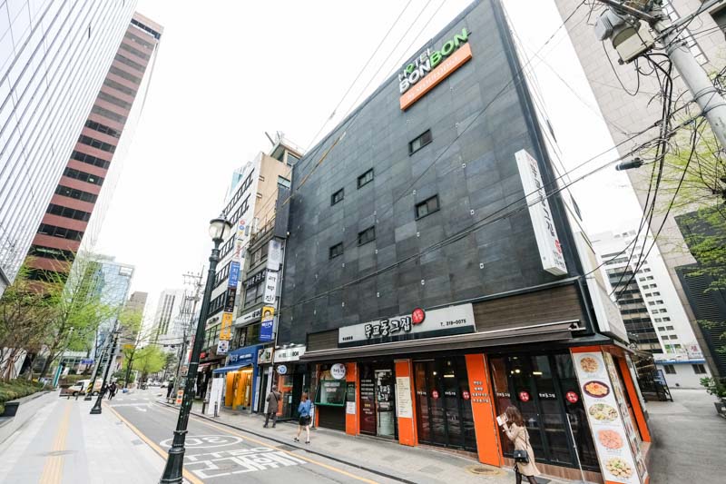 【首爾民宿】明洞 HOTEL BONBON 棒棒飯店-明洞住宿平價選擇 鄰近地鐵站 @Alina 愛琳娜 【首爾民宿】明洞 HOTEL BONBON 棒棒飯店-明洞住宿平價選擇 鄰近地鐵站 @Alina 愛琳娜